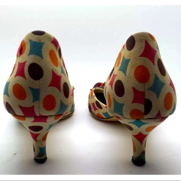 NED NEDY Colorful Geometric Design Canvas Heels - Picture 7 of 9